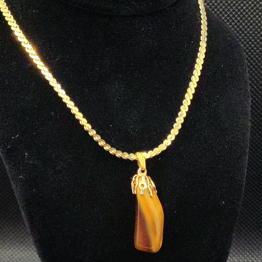 Vintage 1960s 18k Gold Filled Pendant Necklace. 16" NOS Hand Polished & Mounted